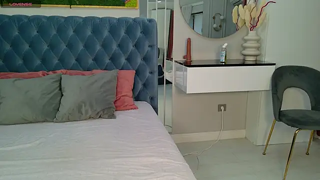 SiennaPierce online show from 02/25/26, 05:28