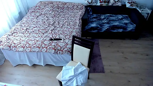 Squirt Kimm online show from 12/21/25, 10:00