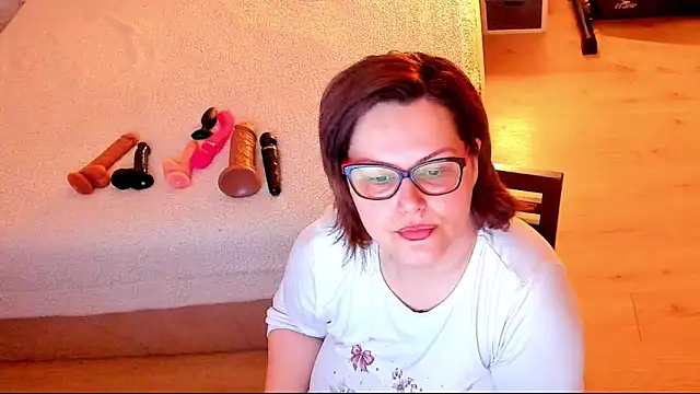 Squirt Kimm online show from 05/16/26, 04:39