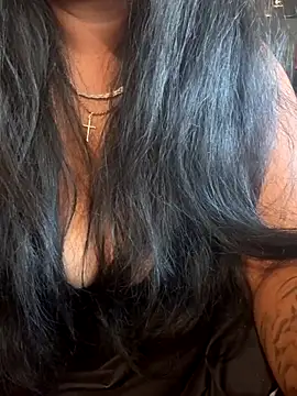 Snapshot of Melissa10 chatting on 10/14/25, 10:16 Melissa10 online show from 10/14/25, 10:16