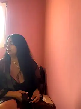 Snapshot of Melissa10 chatting on 11/07/25, 12:49 Melissa10 online show from 11/07/25, 12:49