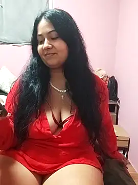 Snapshot of Melissa10 chatting on 11/18/25, 03:05 Melissa10 online show from 11/18/25, 03:05