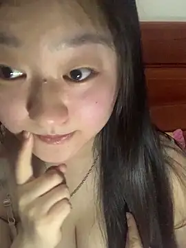 xialuo25 online show from 02/24/26, 01:58