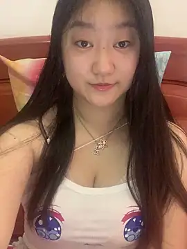 xialuo25 online show from 03/25/26, 02:39