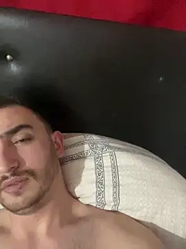 Snapshot of cihan_4141 chatting on 11/15/25, 07:21 cihan 4141 online show from 11/15/25, 07:21