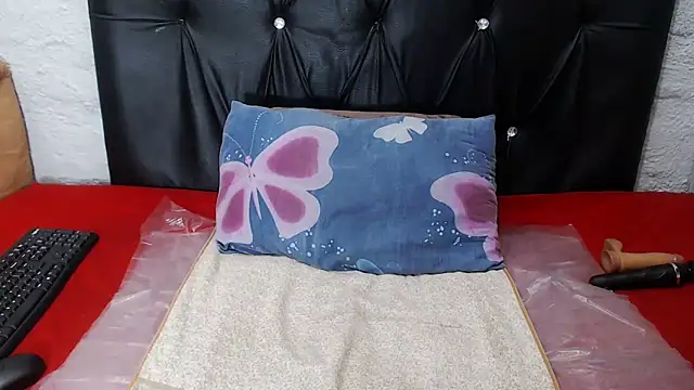 Snapshot of babyotria chatting on 09/09/25, 10:59 babyotria online show from 09/09/25, 10:59