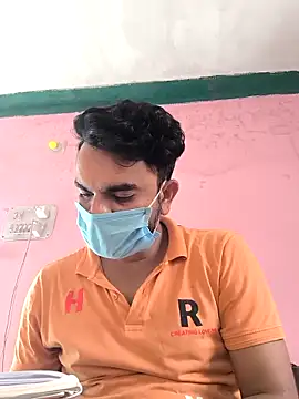 Snapshot of Riyansh_mehta chatting on 10/04/25, 08:01 Riyansh mehta online show from 10/04/25, 08:01