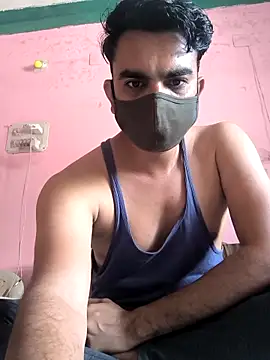 Snapshot of Riyansh_mehta chatting on 10/18/25, 07:42 Riyansh mehta online show from 10/18/25, 07:42