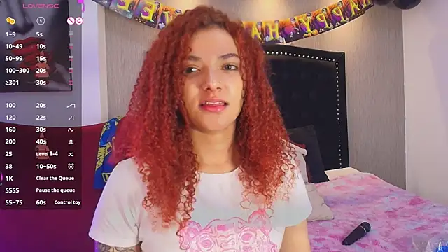 Snapshot of Dancer-Myluu chatting on 10/15/25, 08:53 Dancer-Myluu online show from 10/15/25, 08:53