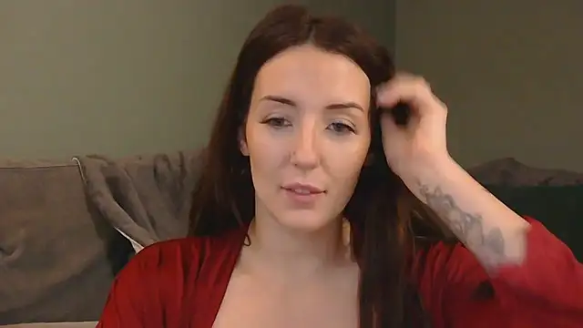 ivy-anne online show from 12/15/25, 09:02