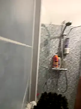 anaahmed30 online show from 09/18/25, 09:55