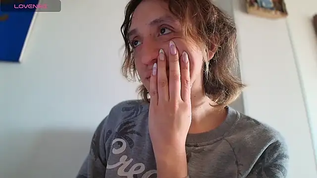 Axel-xoxo online show from 03/17/26, 06:55