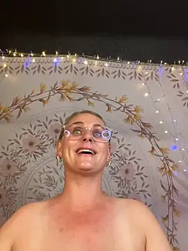 BossMomma0387 online show from 05/13/26, 03:15