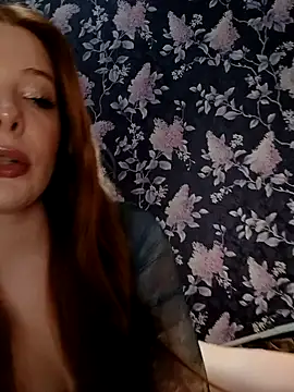 Dari Toy  online show from 11/14/25, 01:26