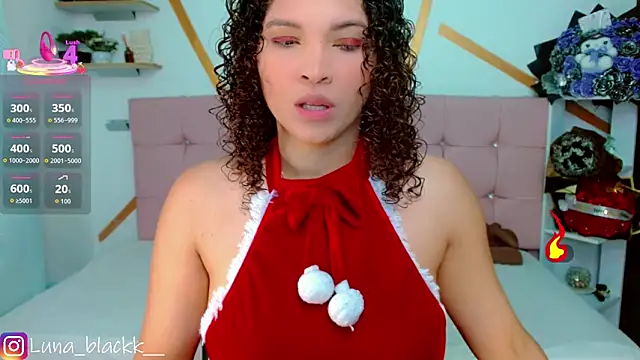 Luna blackk online show from 12/22/25, 09:01