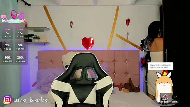 Luna blackk online show from 02/21/26, 09:05