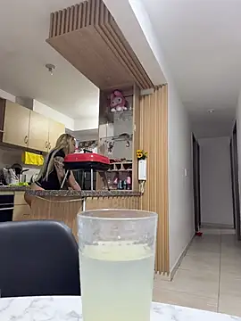 Snapshot of Becca_Johnson_u chatting on 02/07/26, 01:42 Becca Johnson u online show from 02/07/26, 01:42