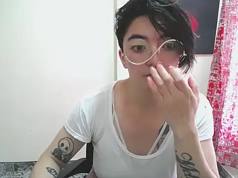 Snapshot of Came-II chatting on 06/11/26, 07:56 Came-II online show from 06/11/26, 07:56