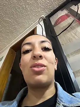 SALOME KORLAND online show from 10/30/25, 12:28