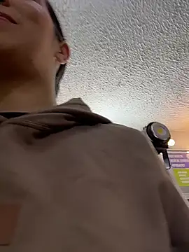 SALOME KORLAND online show from 02/18/26, 07:21