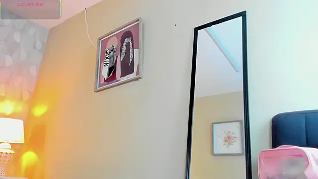 isabella milf  online show from 09/13/25, 07:13