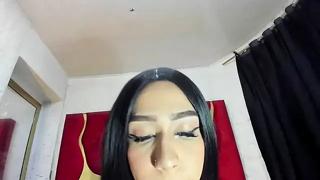 chaniesmith69x online show from 11/08/25, 03:50