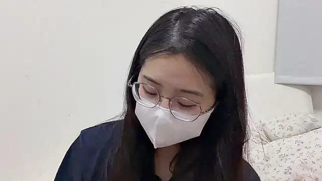 LHeart online show from 02/24/26, 02:15