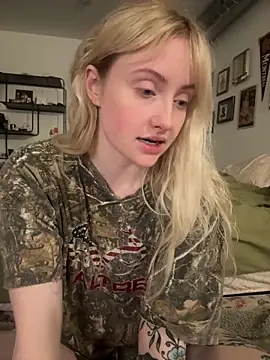 Snapshot of seeunexttuesday chatting on 02/03/26, 02:53 seeunexttuesday online show from 02/03/26, 02:53