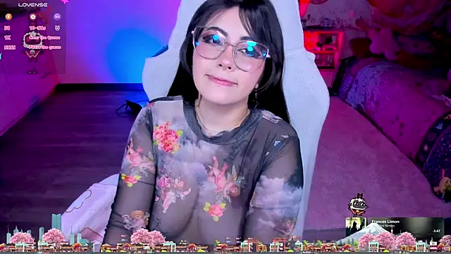 Snapshot of AlyssaRomanova chatting on 04/03/26, 02:42 AlyssaRomanova online show from 04/03/26, 02:42