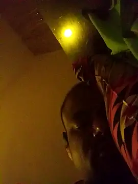 Snapshot of sree4143 chatting on 11/13/25, 09:47 sree4143 online show from 11/13/25, 09:47