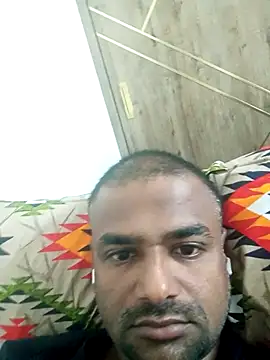 Snapshot of sree4143 chatting on 11/14/25, 10:36 sree4143 online show from 11/14/25, 10:36