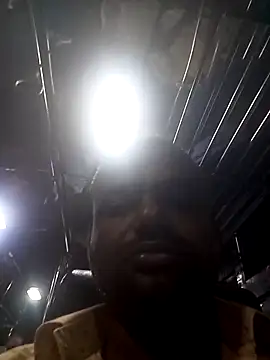 Snapshot of sree4143 chatting on 11/19/25, 12:21 sree4143 online show from 11/19/25, 12:21