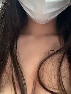 cute-yay online show from 09/25/25, 03:49