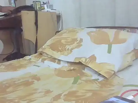 Snapshot of sofiacpl_ chatting on 10/30/25, 05:24 sofiacpl  online show from 10/30/25, 05:24