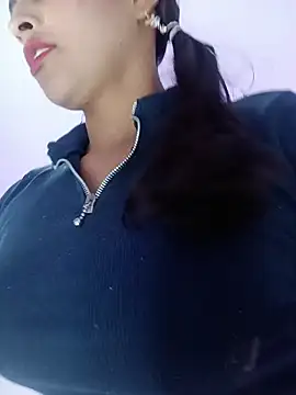 Fox Roxxan online show from 12/03/25, 03:03