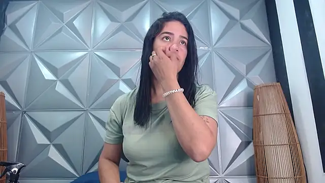 GreciaFox1 online show from 09/15/25, 11:21