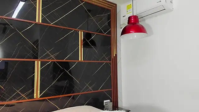 HannyThompson online show from 03/31/26, 01:00