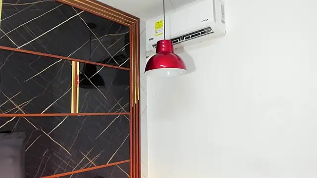 HannyThompson online show from 04/26/26, 12:47