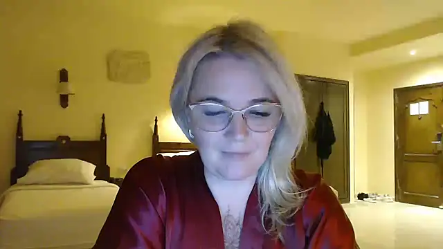 EleanoraDream online show from 02/04/26, 09:09