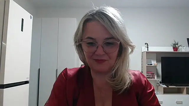 EleanoraDream online show from 02/15/26, 11:56