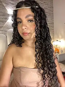 Yassy vazquez online show from 10/25/25, 07:41