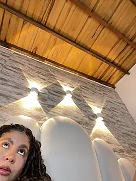 Yassy vazquez online show from 01/16/26, 07:40