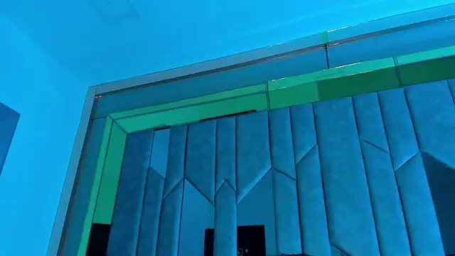 Snapshot of Sebax_Young chatting on 09/11/25, 08:42 Sebax Young online show from 09/11/25, 08:42