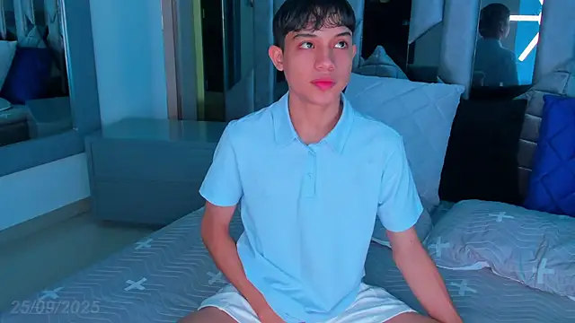 Snapshot of Sebax_Young chatting on 09/25/25, 07:50 Sebax Young online show from 09/25/25, 07:50