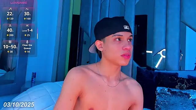 Snapshot of Sebax_Young chatting on 10/04/25, 04:32 Sebax Young online show from 10/04/25, 04:32