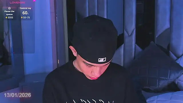 Snapshot of Sebax_Young chatting on 01/13/26, 08:58 Sebax Young online show from 01/13/26, 08:58