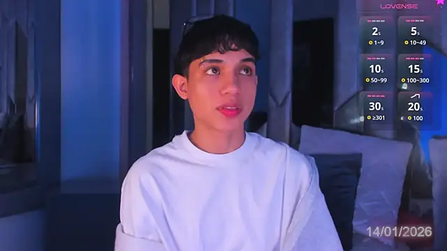 Snapshot of Sebax_Young chatting on 01/15/26, 03:22 Sebax Young online show from 01/15/26, 03:22