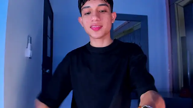 Snapshot of Sebax_Young chatting on 02/28/26, 08:21 Sebax Young online show from 02/28/26, 08:21