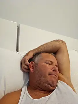 Snapshot of cubanitofeliz40 chatting on 12/02/25, 07:42 cubanitofeliz40 online show from 12/02/25, 07:42