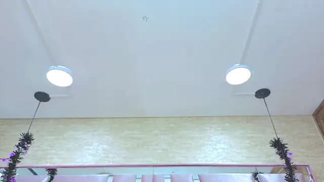 ThaliaCross online show from 11/10/25, 08:08